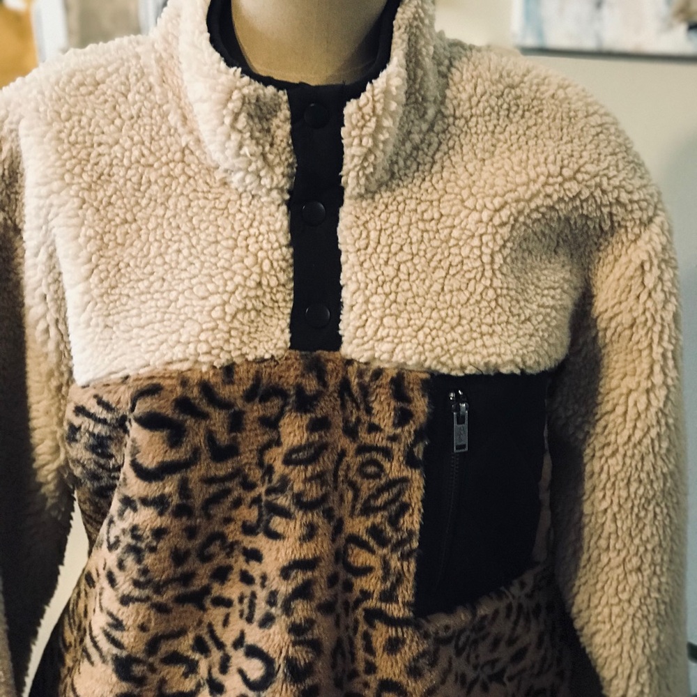 RAILS Adorable Fleece Pullover